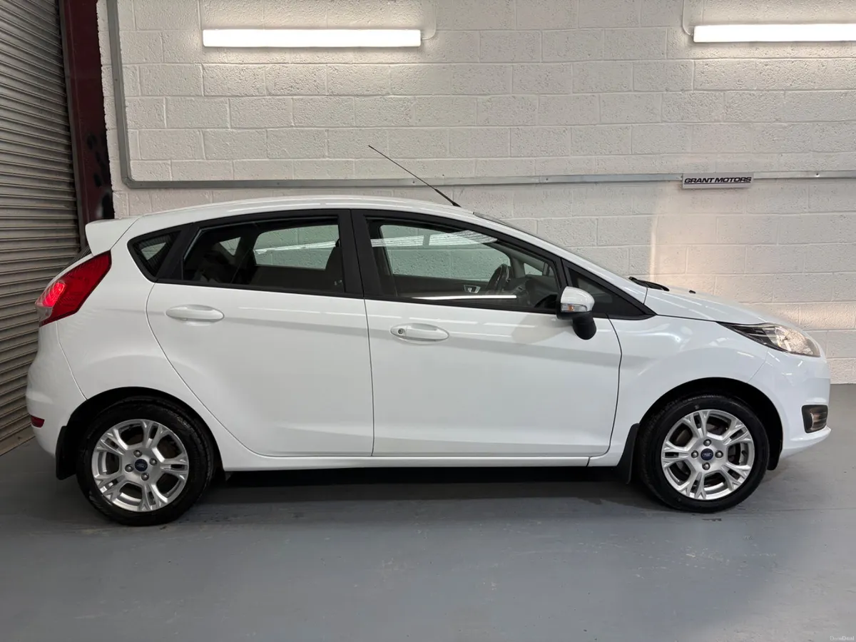 2015 (152) Ford Fiesta | 1.25 Zetec | Low KM - Image 6