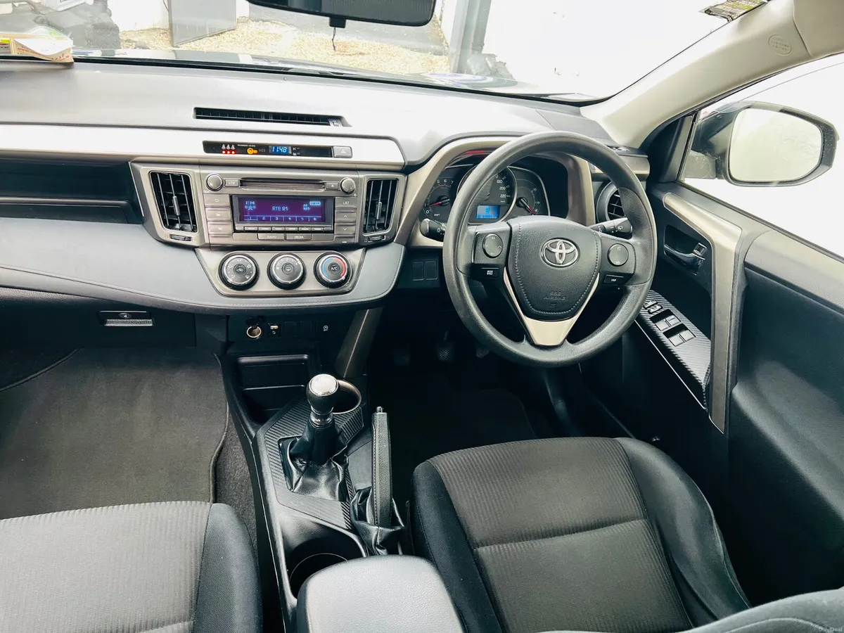 2014 Toyota RAV4  2.0 D4D Aura - Image 6