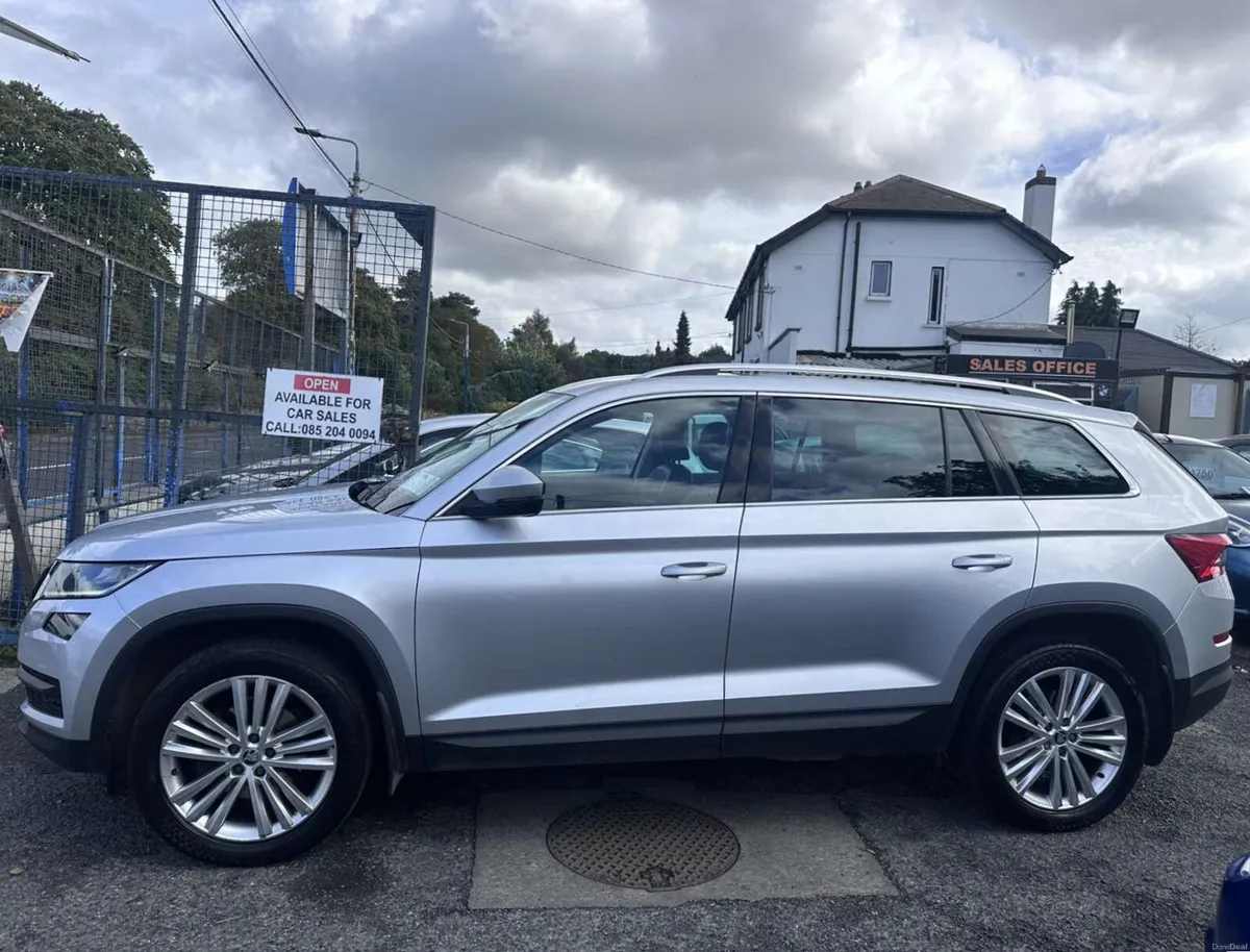 2019 Skoda Kodiaq AUTOMATIC 7 seater - Image 2