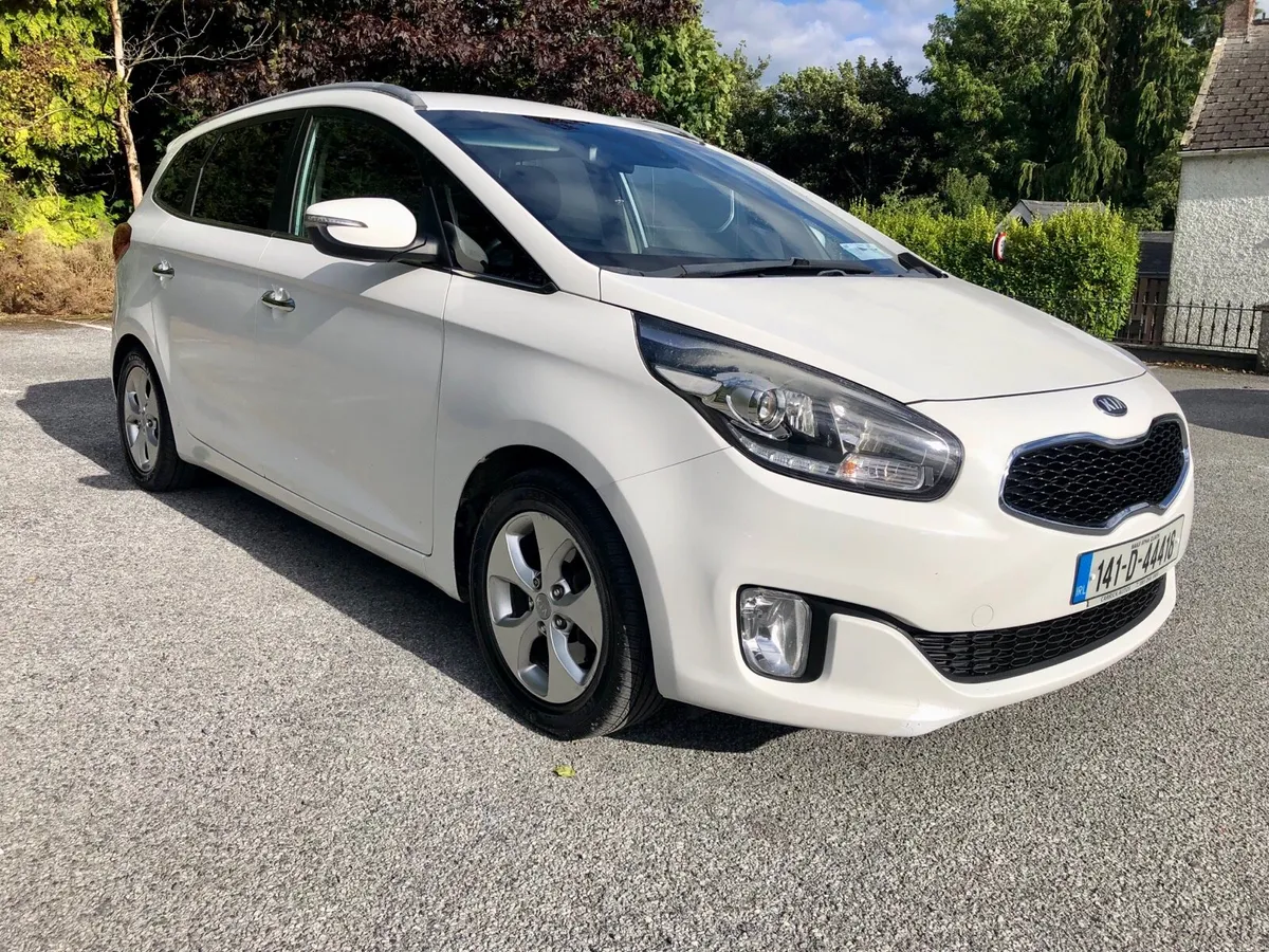 Kia carens 7 seater 1.6 petrol taxed & tested - Image 2