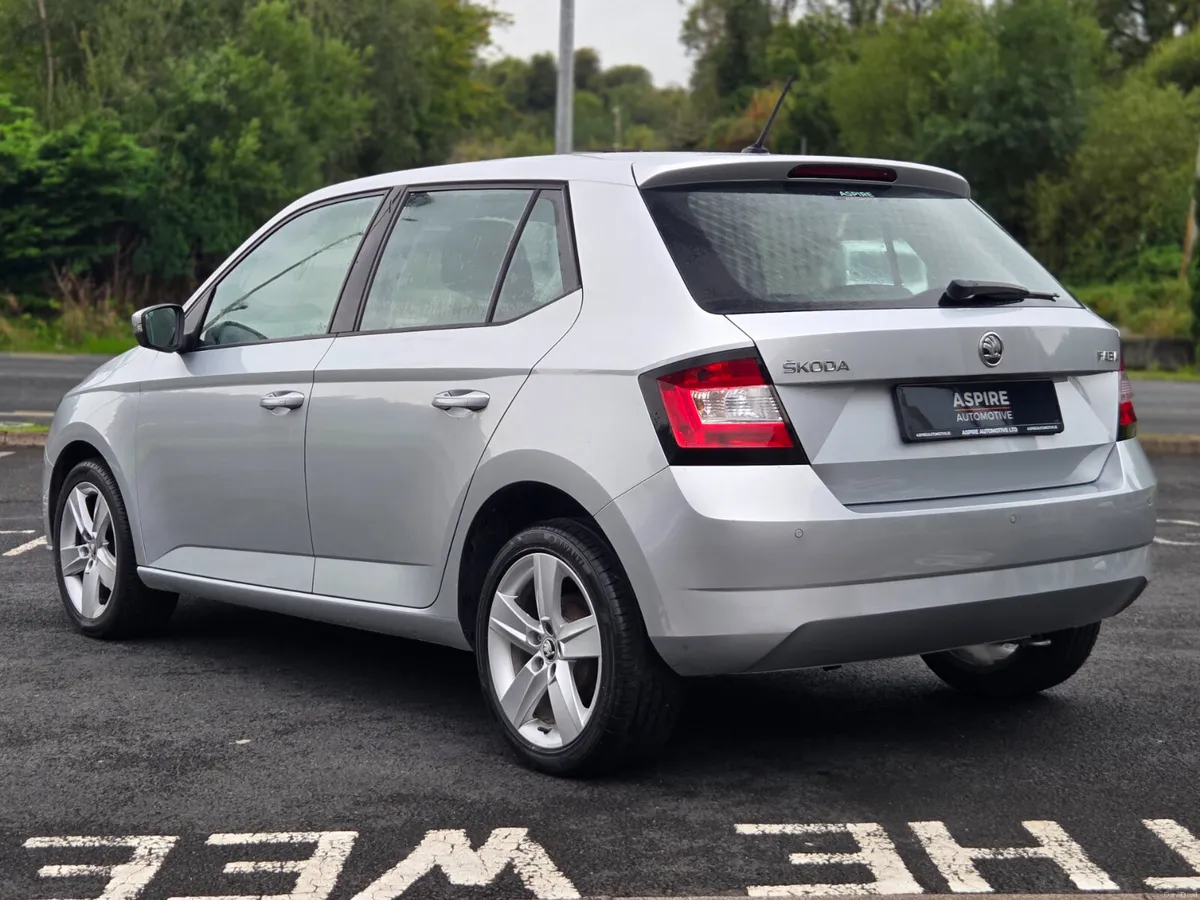 Skoda Fabia 2016 - Image 5