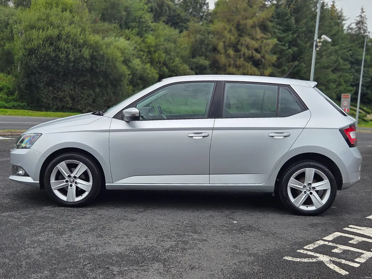 Skoda Fabia 2016 - Image 6
