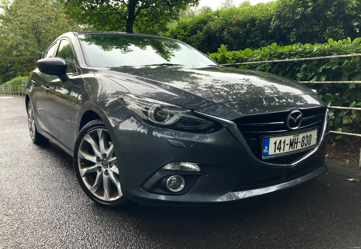Mazda Mazda3 Platinum Edition Leather Interior - Image 4