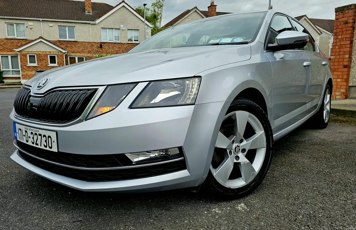SKODA OCTAVIA STYLE 1.0 TSI 115HP DSG 4DR AUTO - Image 1