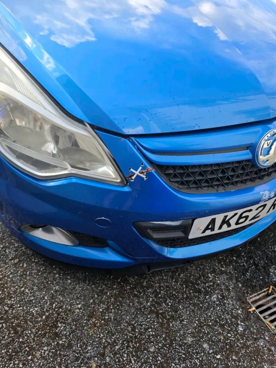 VAXHUALL CORSA VXR ARDEN BLUE EDITION - Image 3