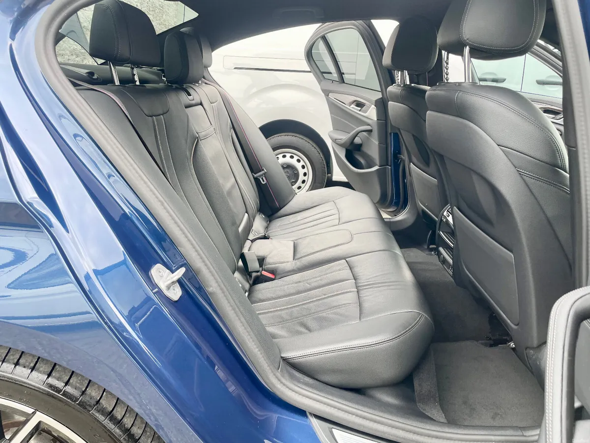 BMW 5-Series 530E M-Sport PRO PHEV Auto,2023 - Image 4