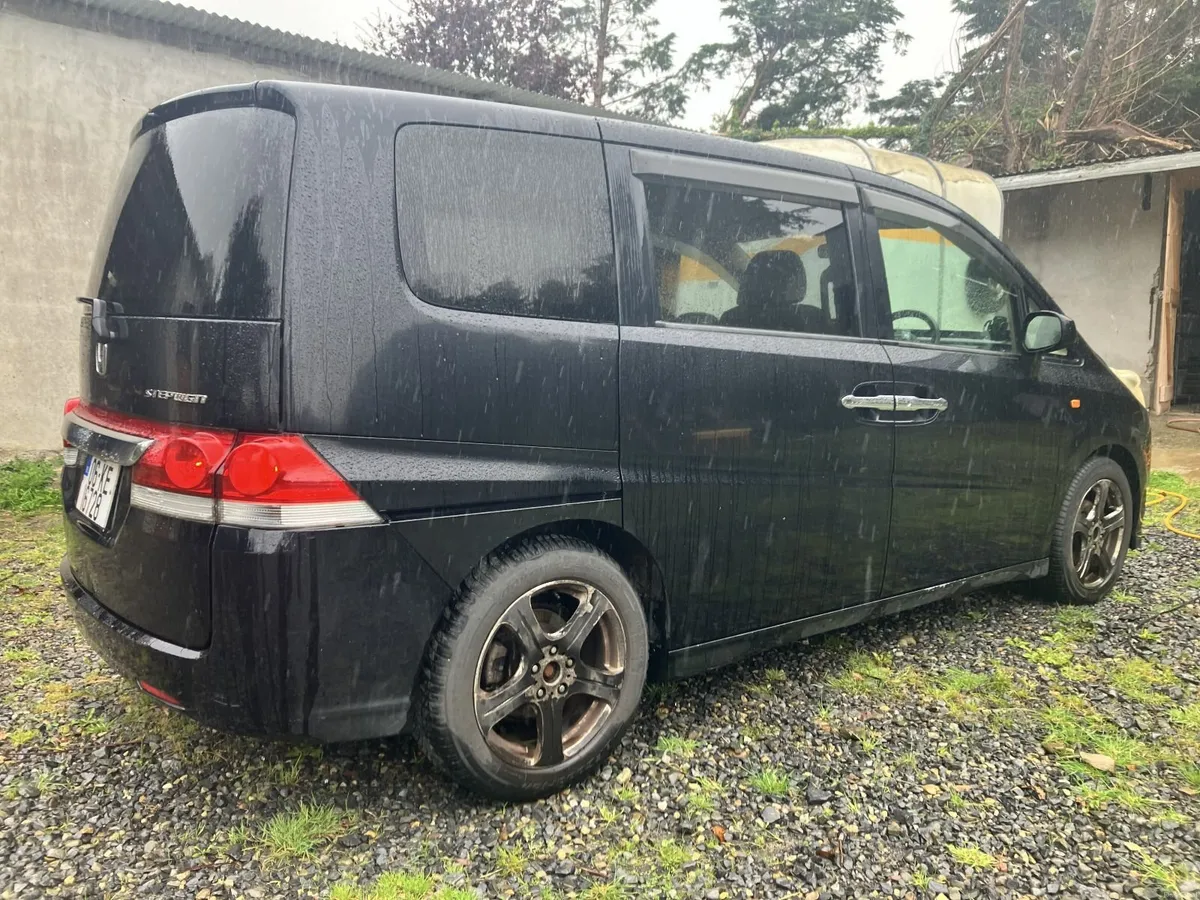 Honda Stepwagon - 8 seater - Petrol 2.0 - Image 2