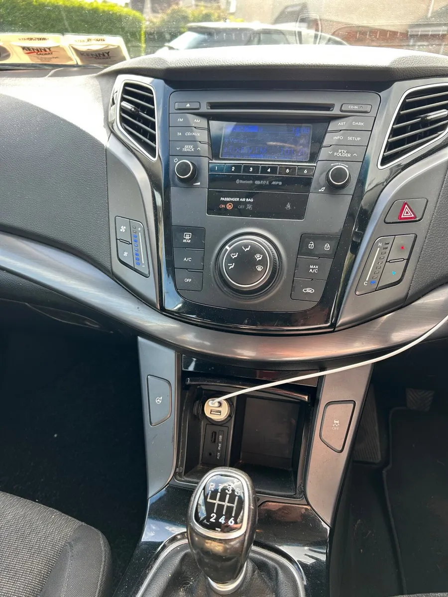 Hyundai i40 2015 - Image 2