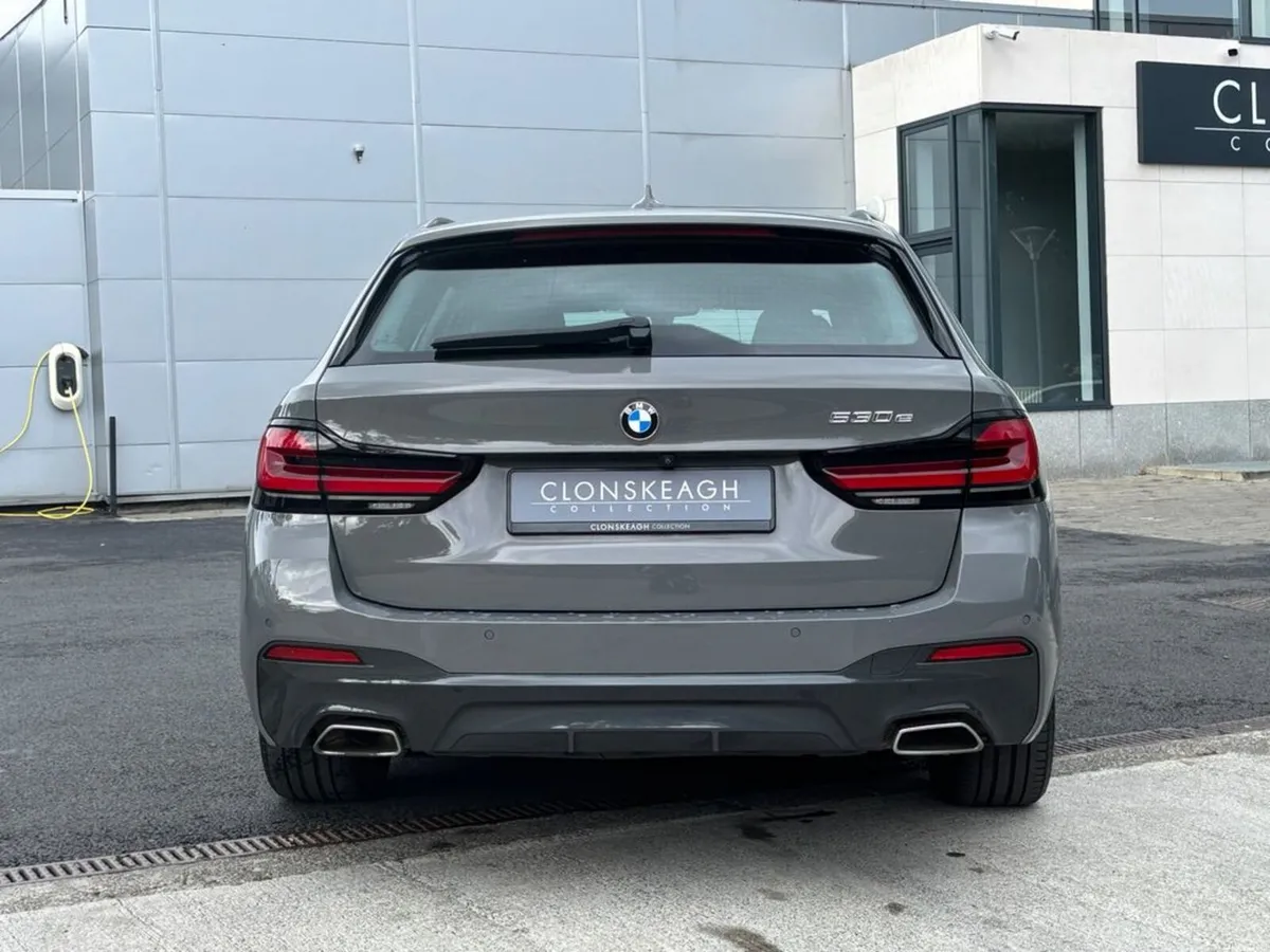 BMW 5-Series 530E Touring M Sport - Image 5