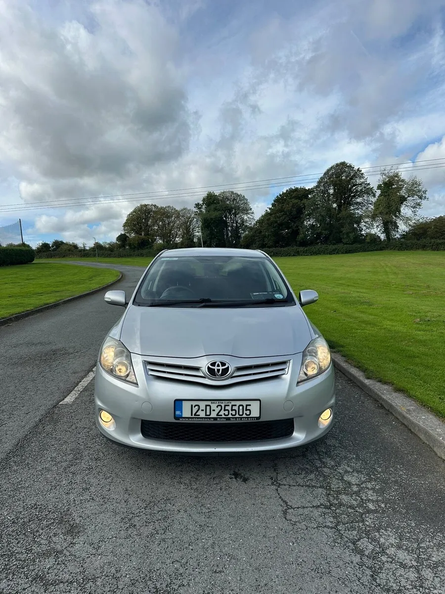 Toyota auris 2012 Automatic Nct 9/27 - Image 3
