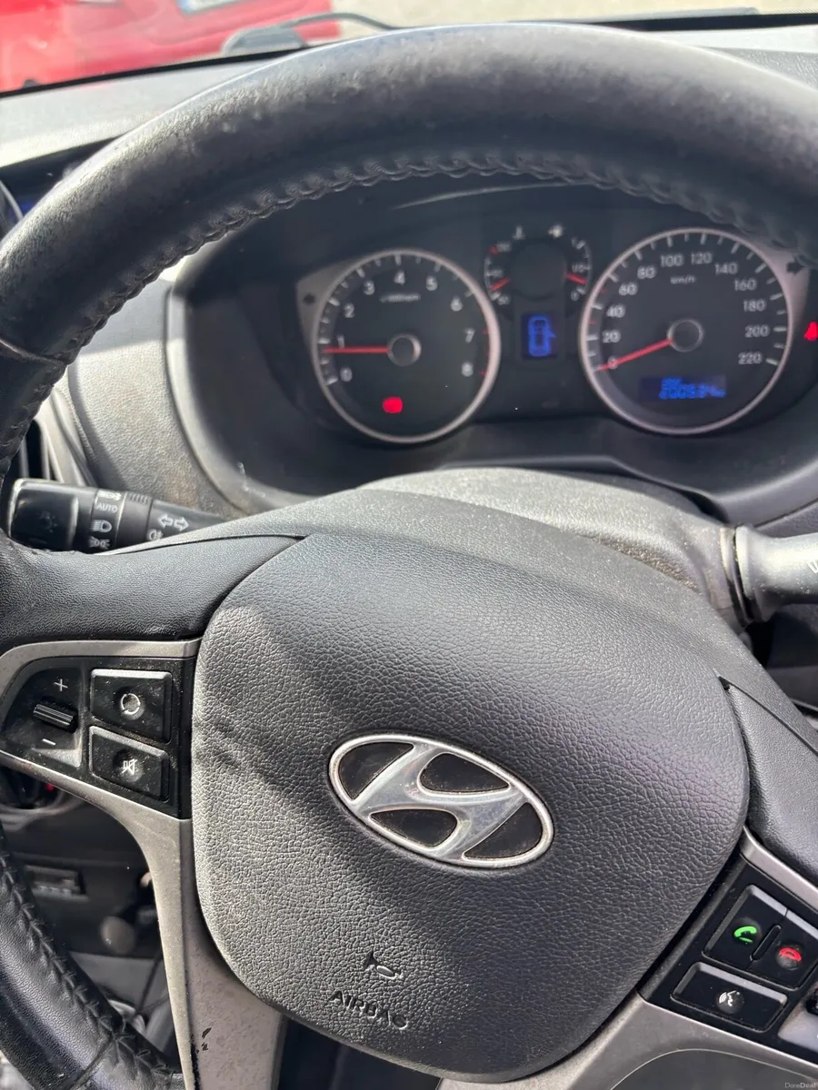 Hyundai i20 - Image 6