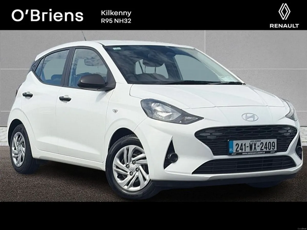 Hyundai i10 CLASSIC 1.0 PRISTINE CONDITION 1 OWNER - Image 1