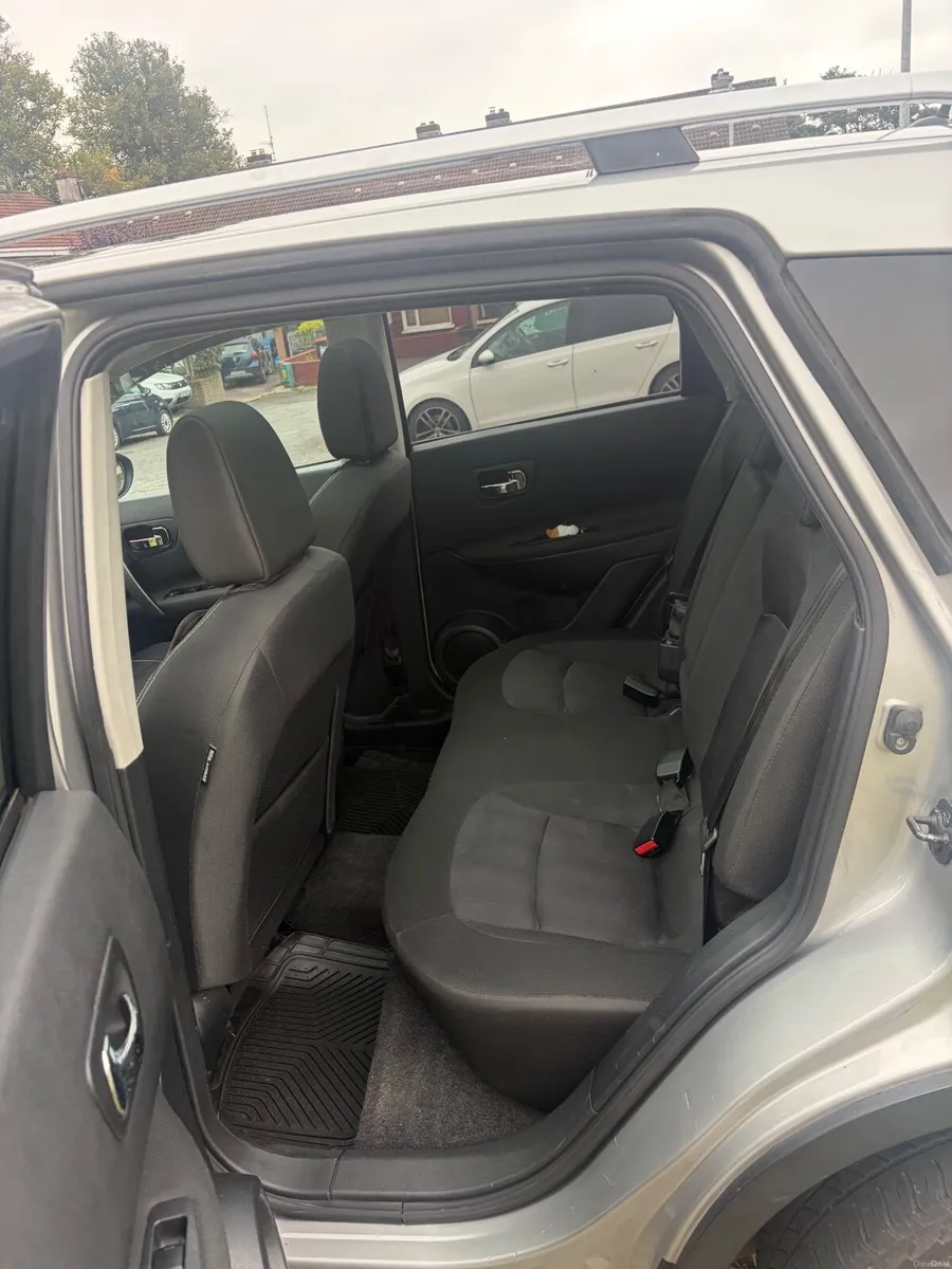 Nissan Qashqai 2012 - Image 2