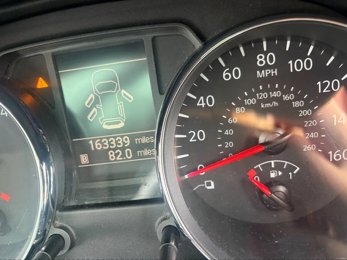 Nissan Qashqai 2012 - Image 3