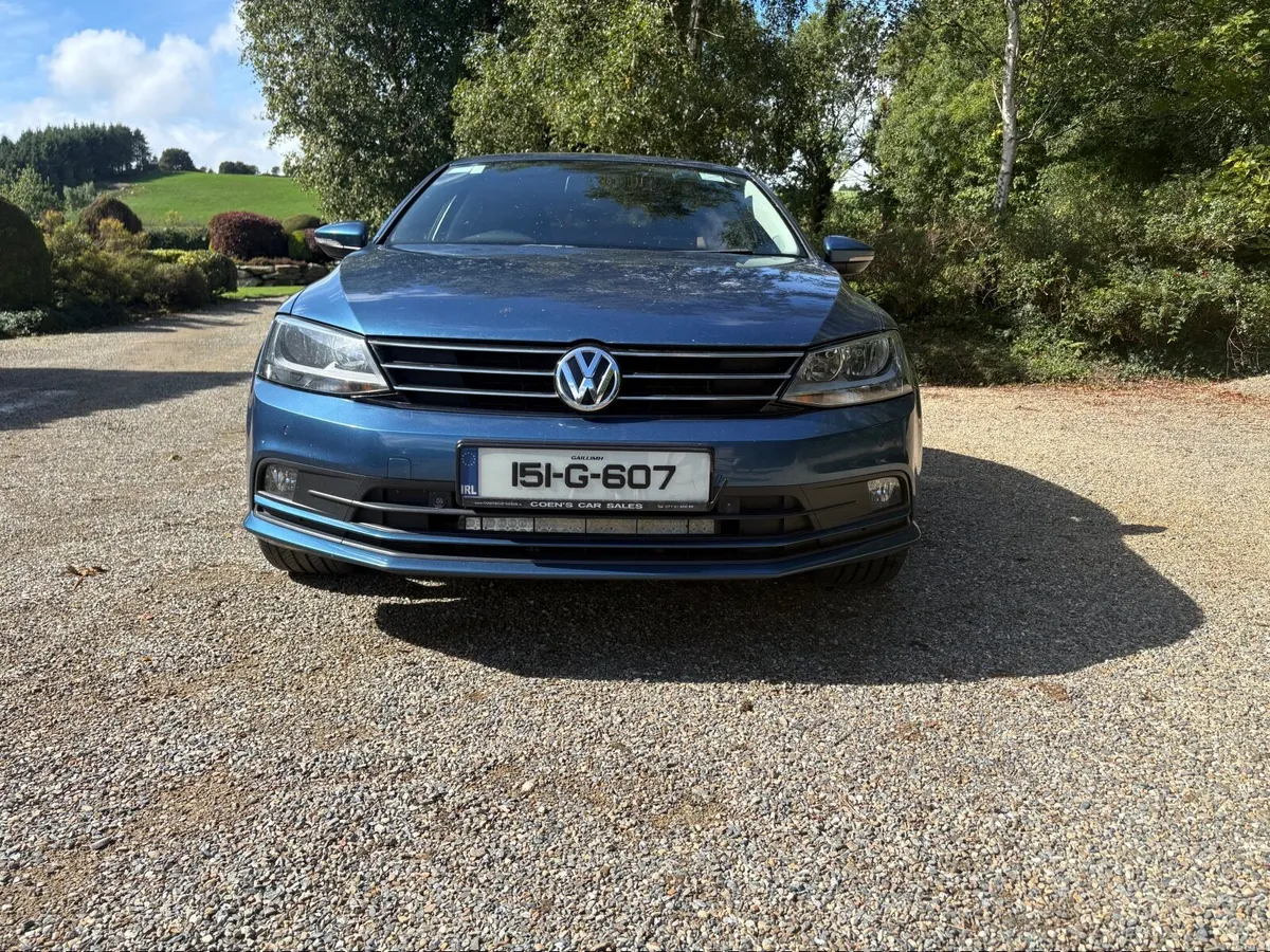 Volkswagen Jetta 2015 - Image 4