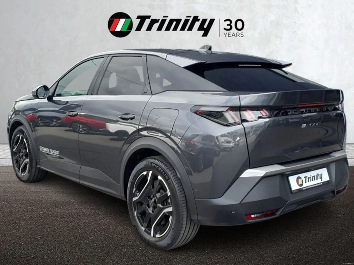 Peugeot 3008 527 Km Range ** ALLURE 73kWH 210BHP * - Image 3