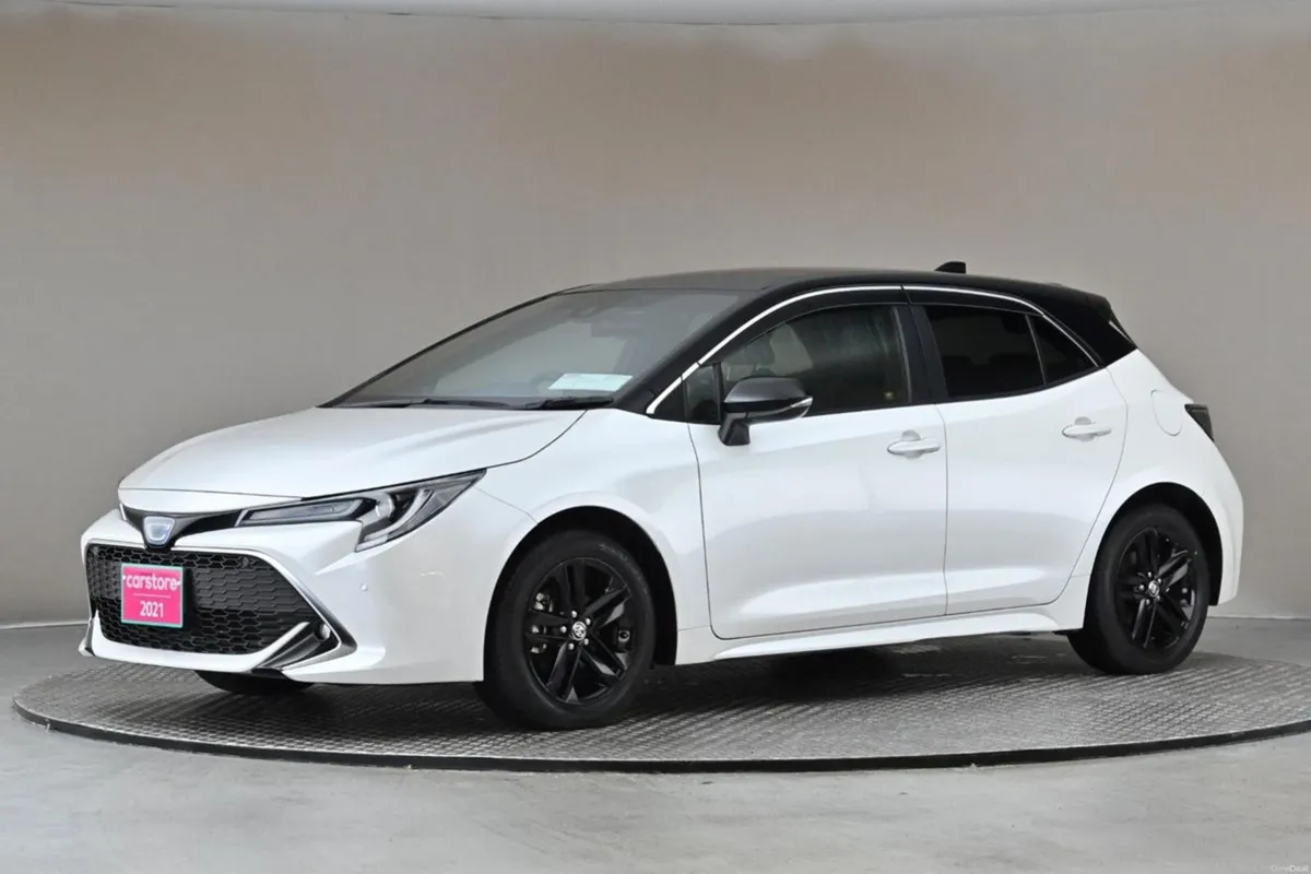 Toyota Corolla 1.8 HYBRID SPORT **BI-TONE ROOF**HA - Image 4
