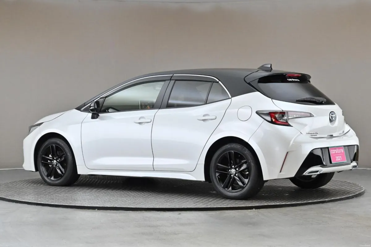 Toyota Corolla 1.8 HYBRID SPORT **BI-TONE ROOF**HA - Image 6