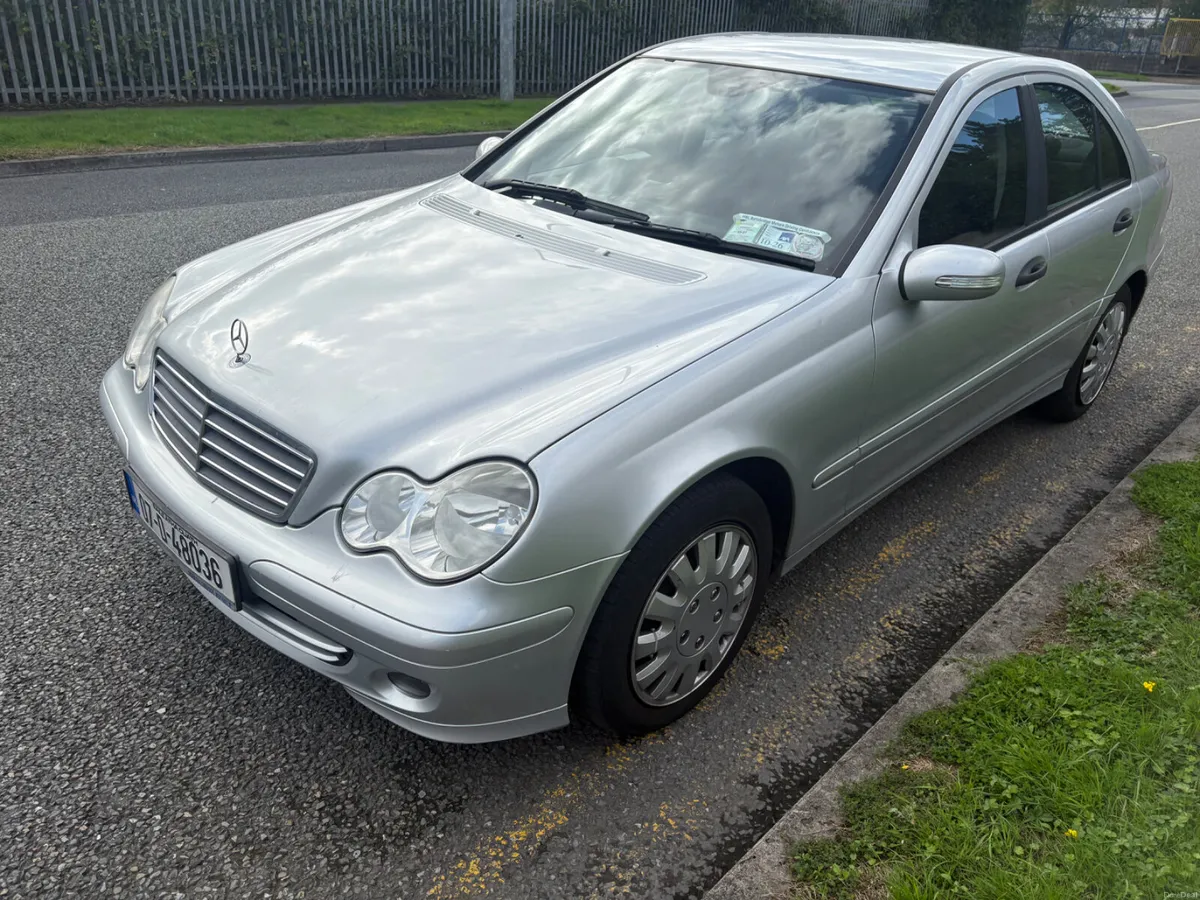 Merc C-Class auto tax and tested - Image 3