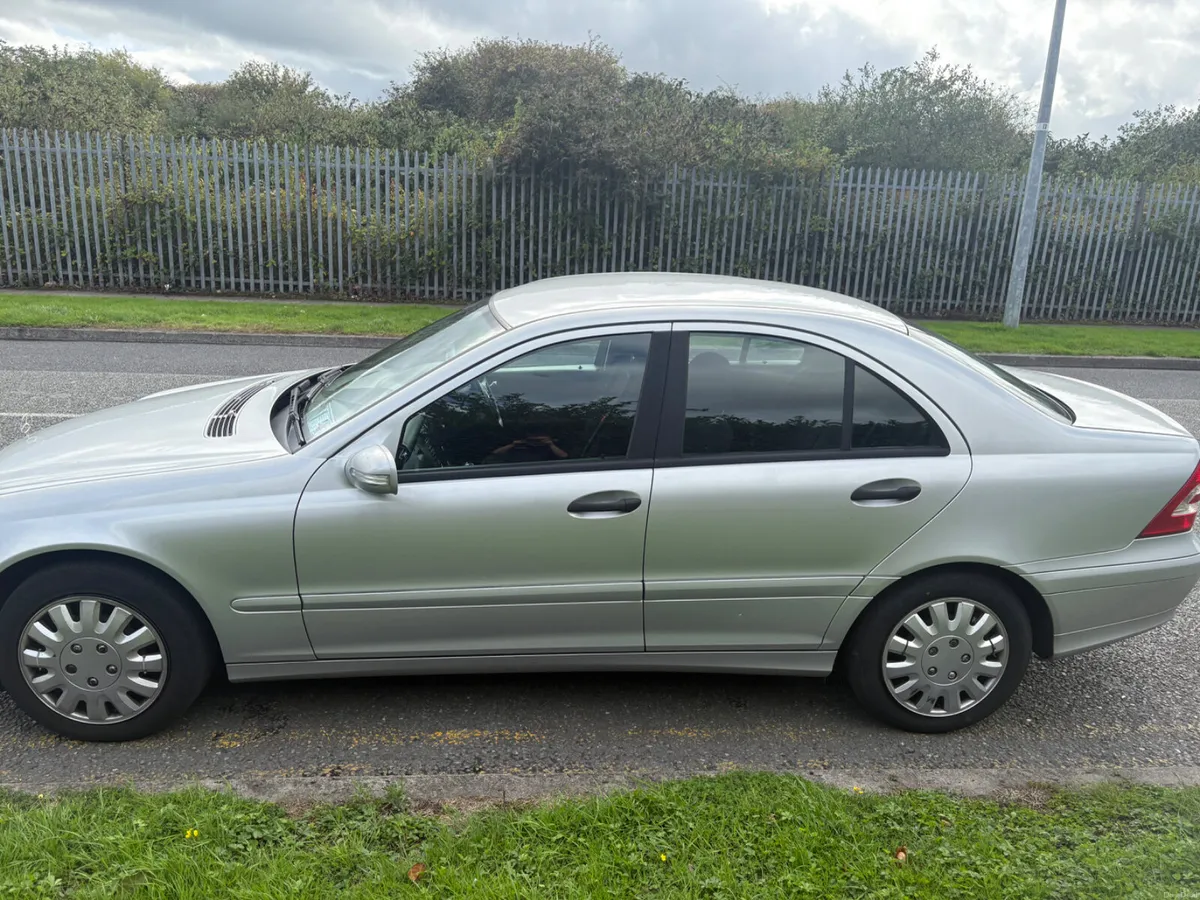 Merc C-Class auto tax and tested - Image 4