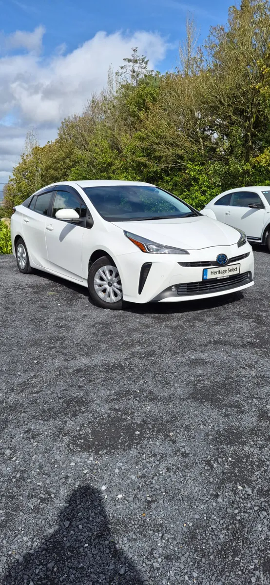 2020 TOYOTA PRIUS 1.8 PETROL-HYBRID - Image 1