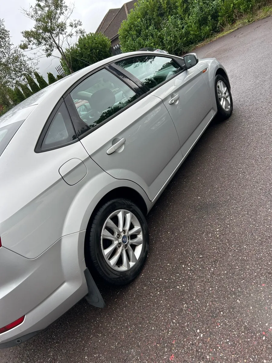 Ford Mondeo 2010 - Image 1