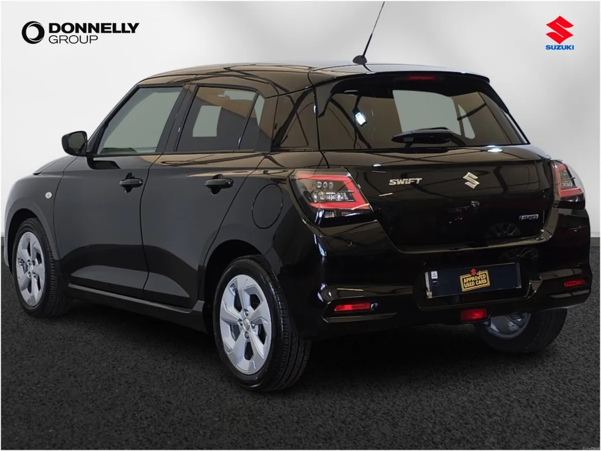 Suzuki Swift 1.2 Mild Hybrid Motion 5dr CVT - Image 2