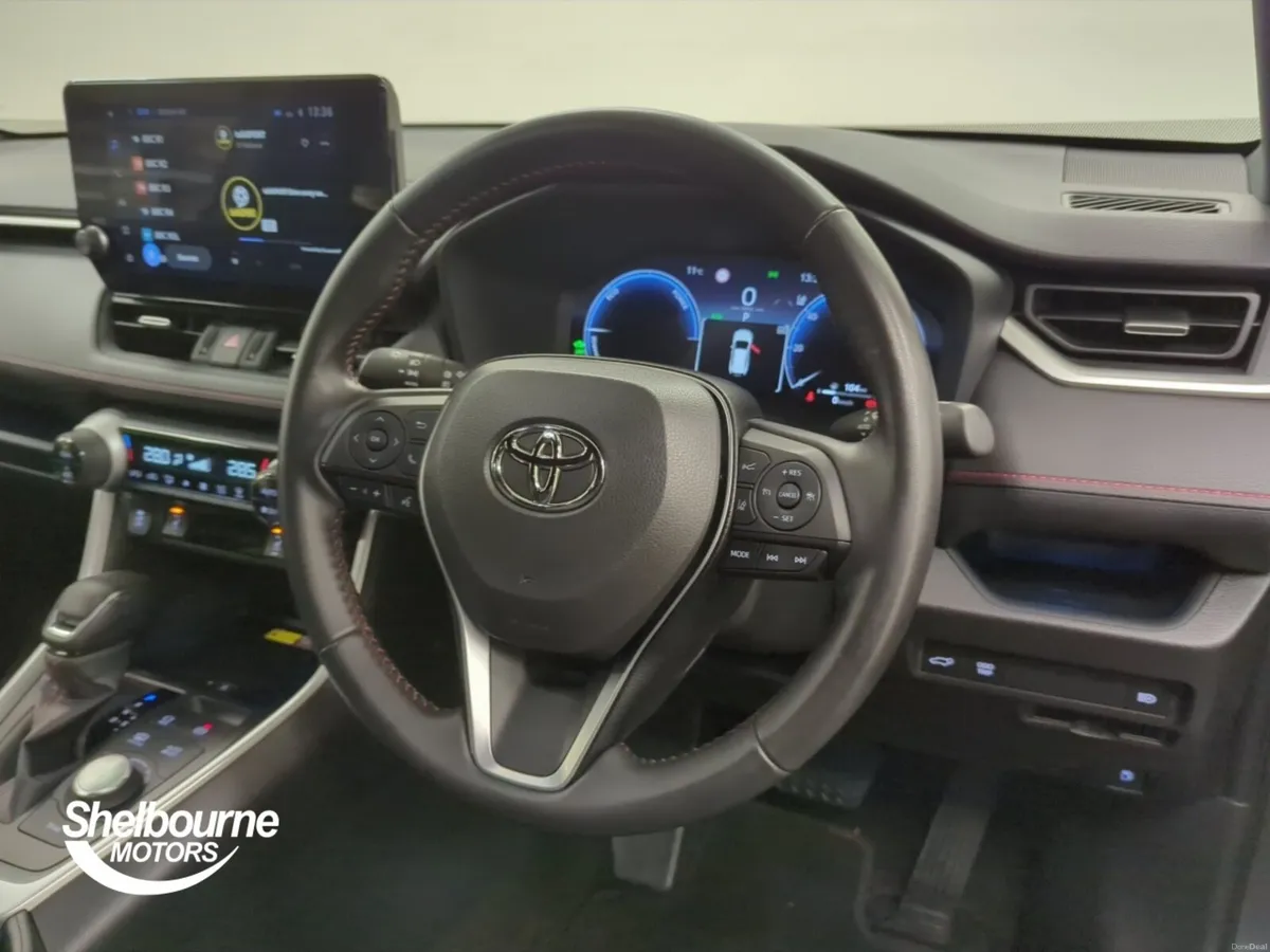 Toyota RAV4 2.5 PHEV Dynamic 5dr CVT - Image 4