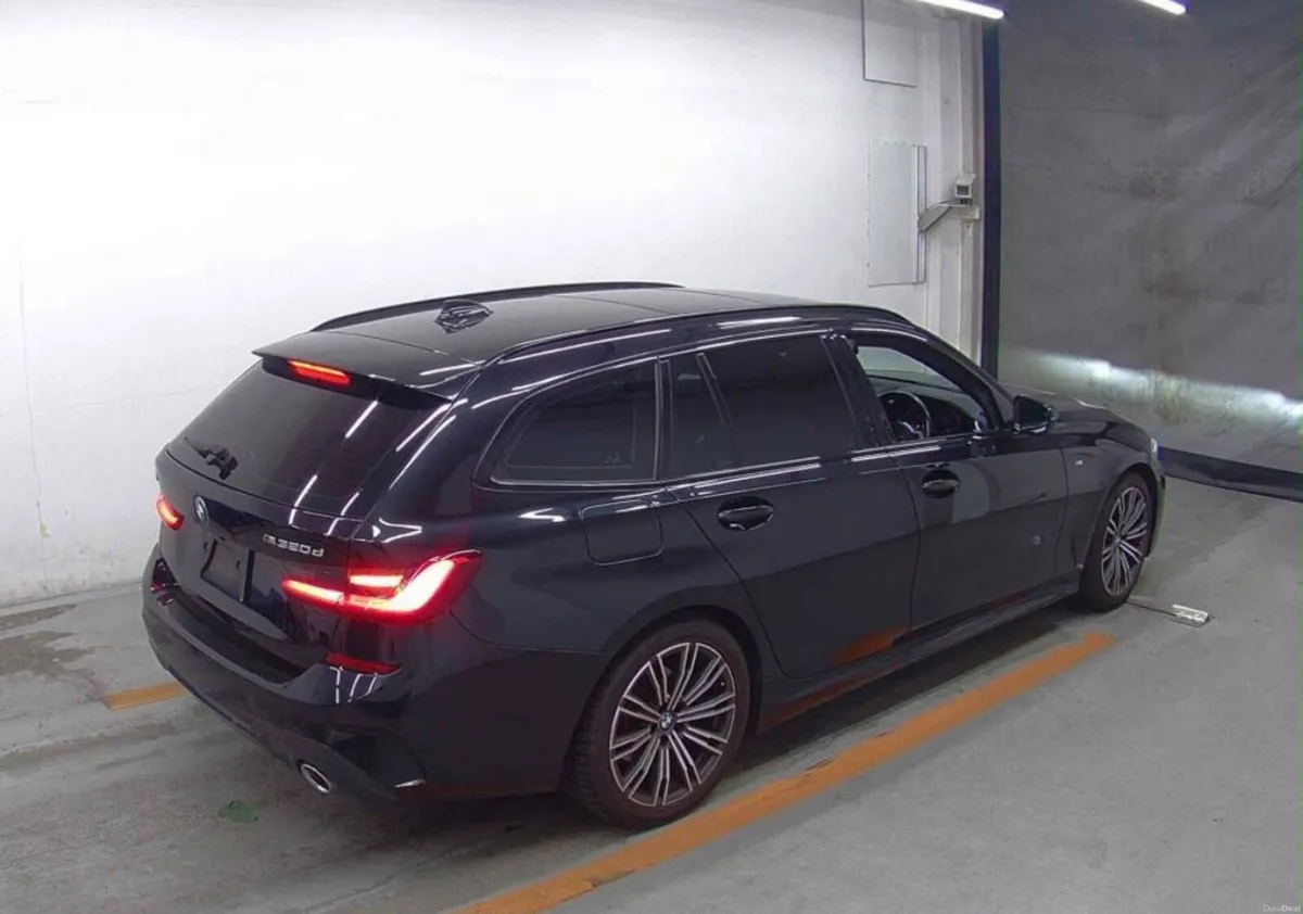 2021 BMW 320D Msport X-drive Estate -Pano Sunroof! - Image 3