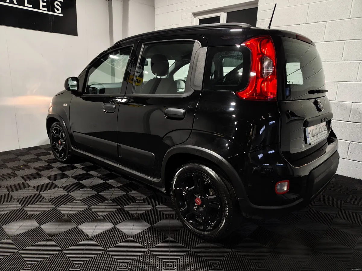 Fiat Panda 2024 1.0 PETROL MILD HYBRID SPEC EXTRAS - Image 4