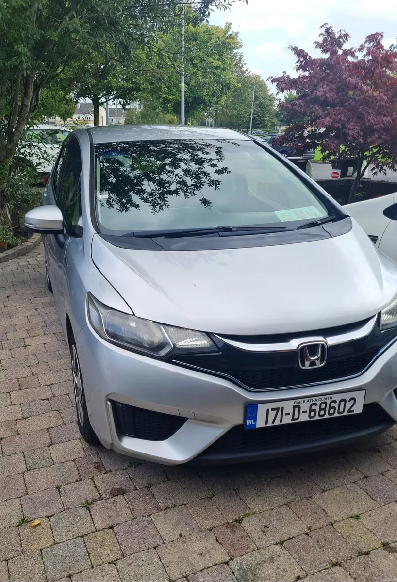 Honda Fit 2017 - Image 2