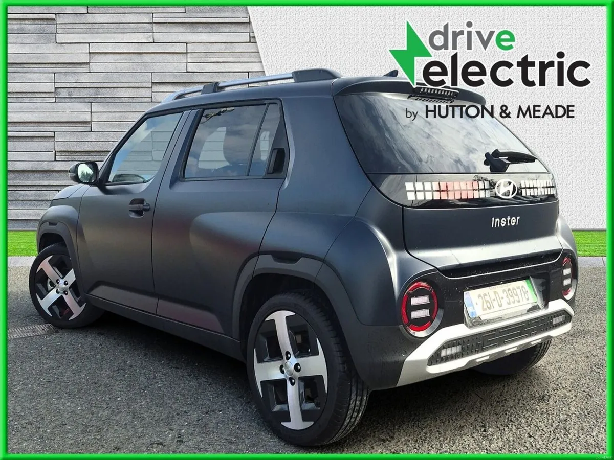 Hyundai INSTER Elegance 49kw Range 360kms - Image 2