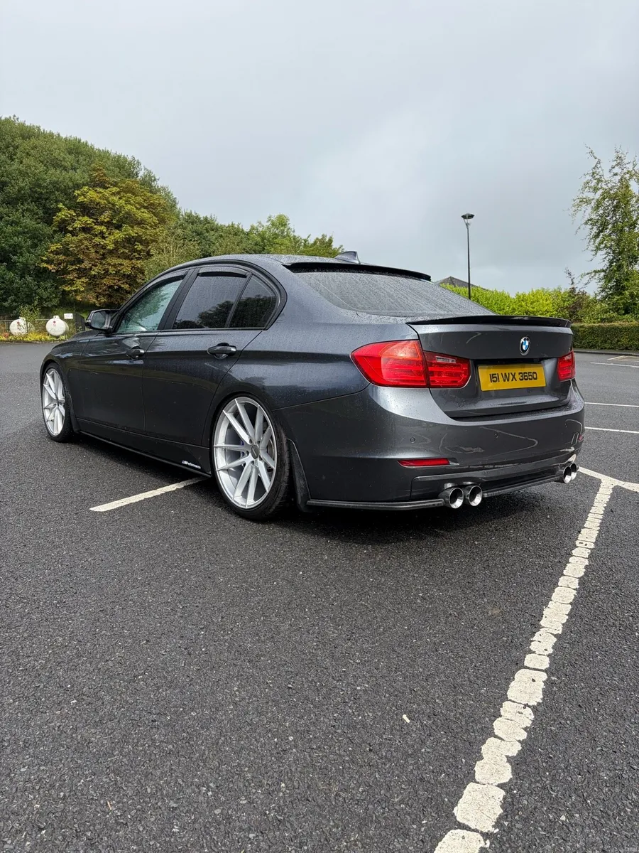 BMW 320d - Image 6