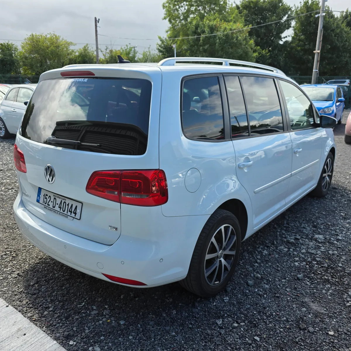 Volkswagen Touran 2015 Automatic Highline - Image 6