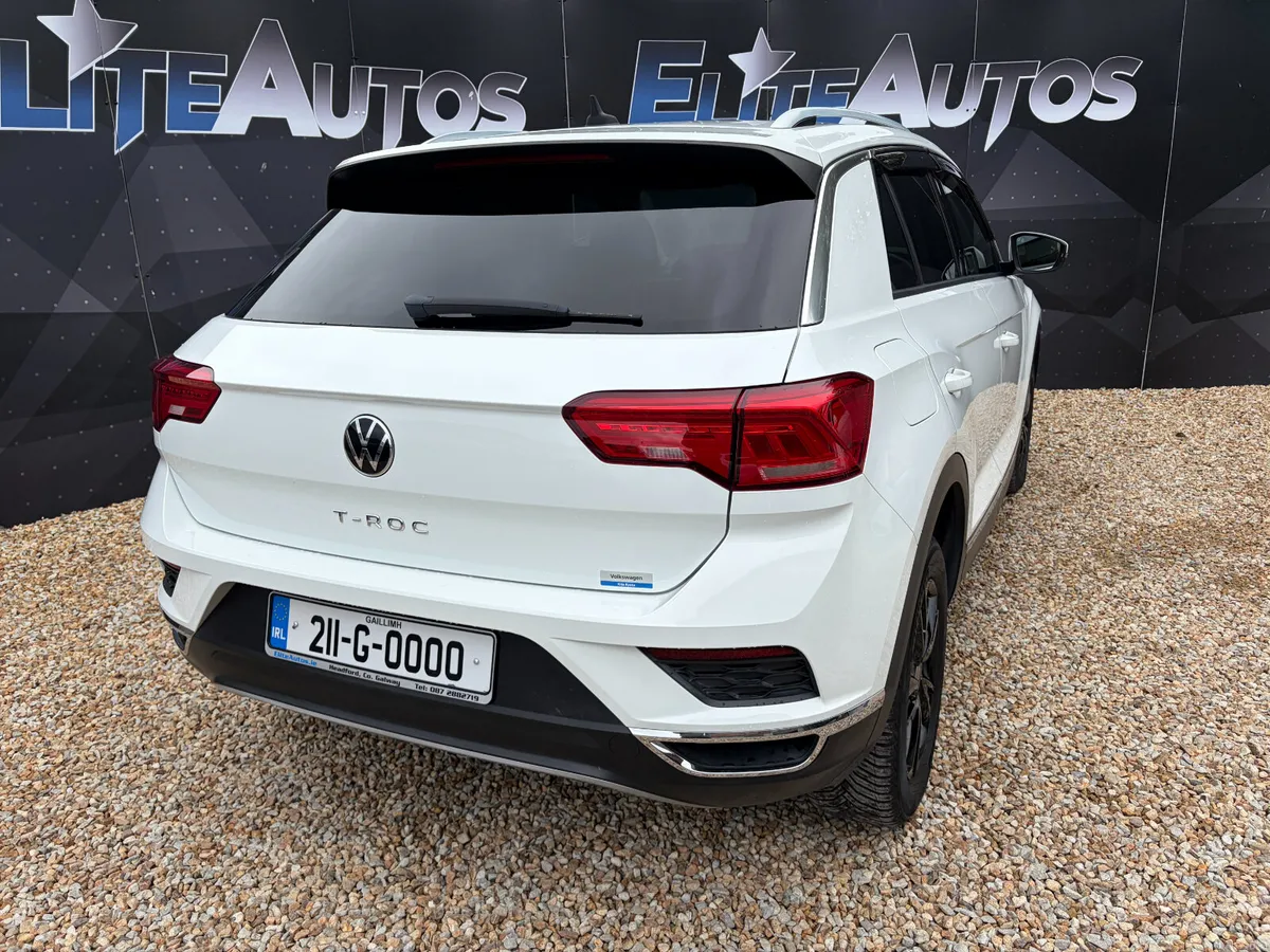 Volkswagen T-Roc 2.0 150 HP Automatic 2021 - Image 5