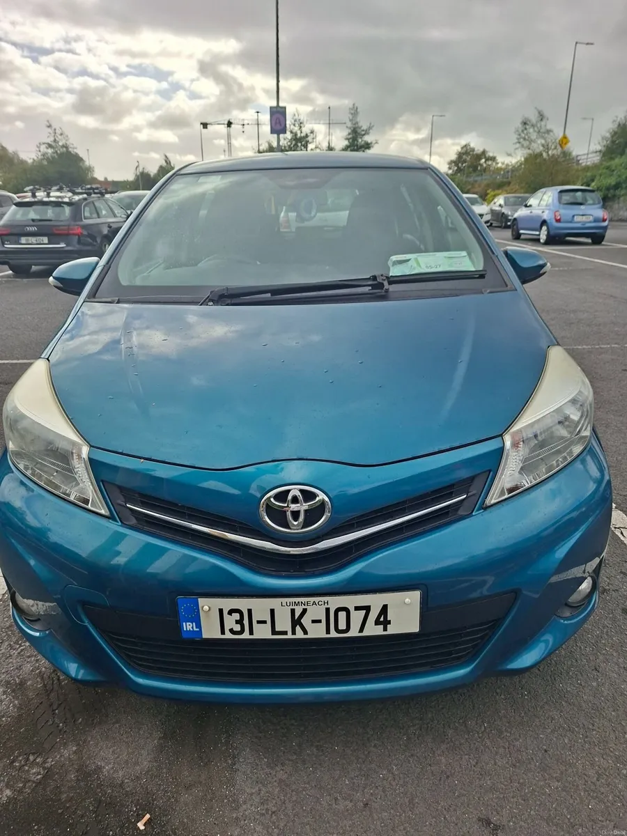 Toyota Yaris 2013 - Image 4