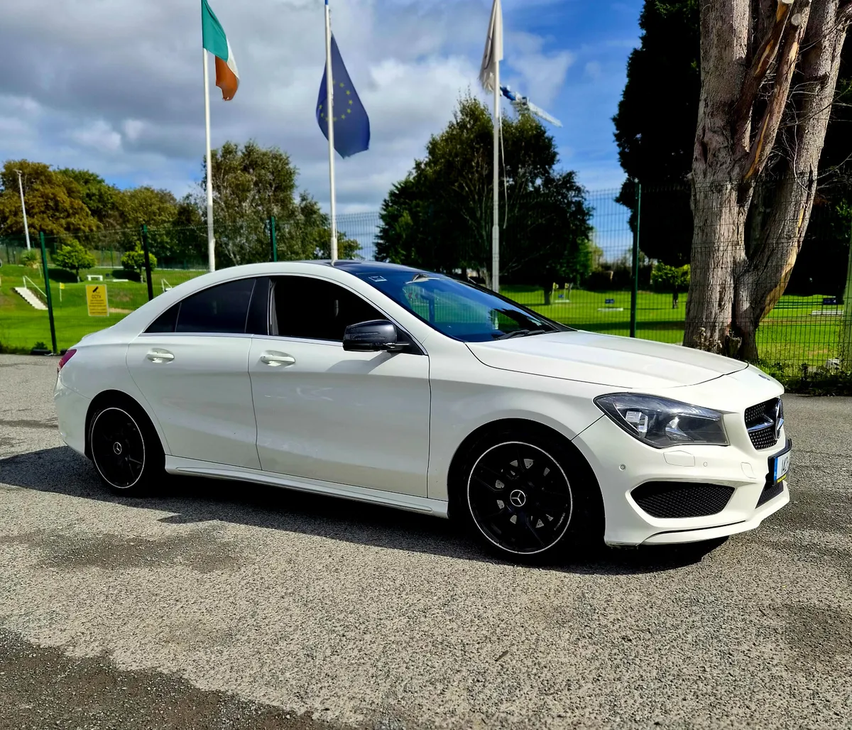 Mercedes-Benz CLA AMG //Automatic// White // - Image 2