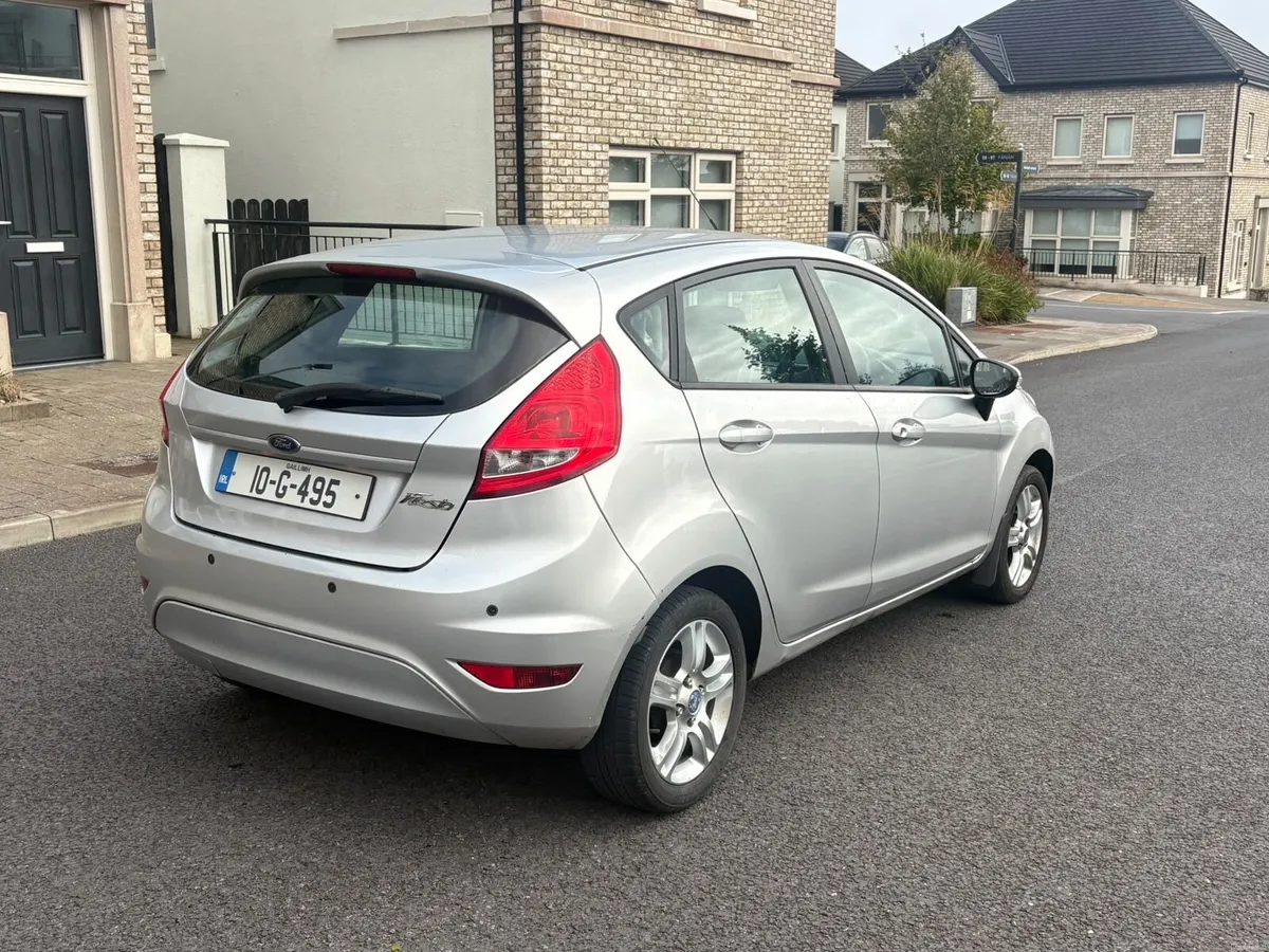 2010 FORD FIESTA 1.4 AUTOMATIC - Image 4