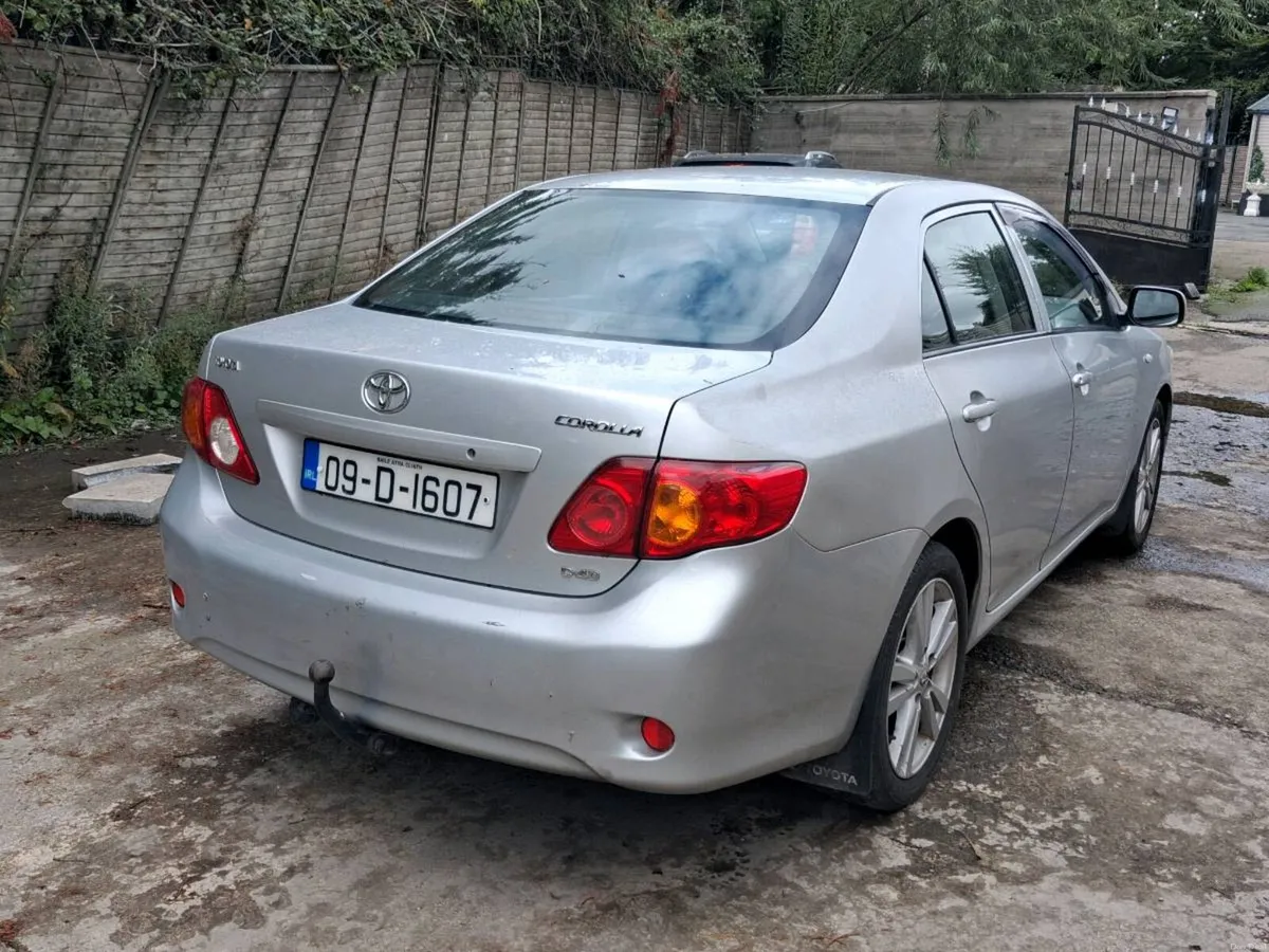 Toyota Corolla 2009 - Image 4