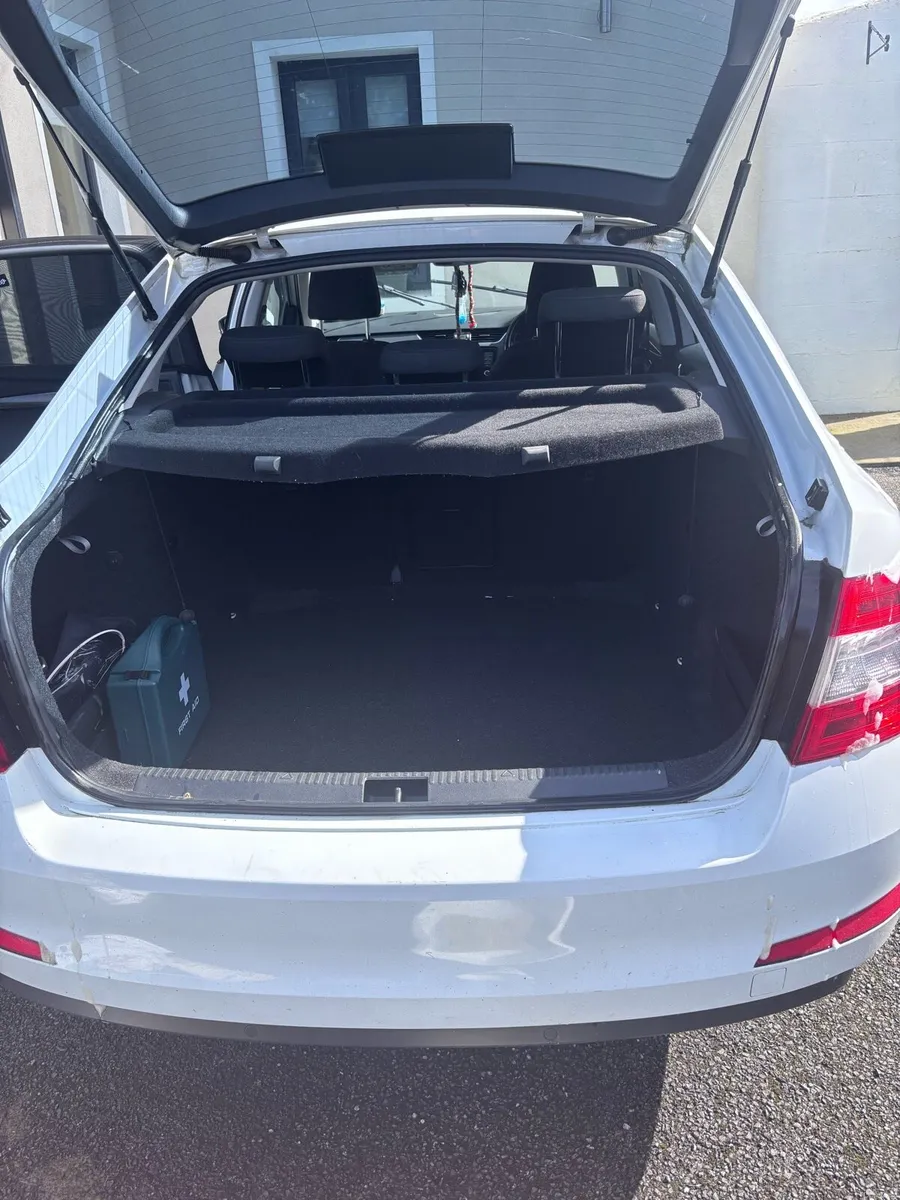 Škoda Octavia - Image 6
