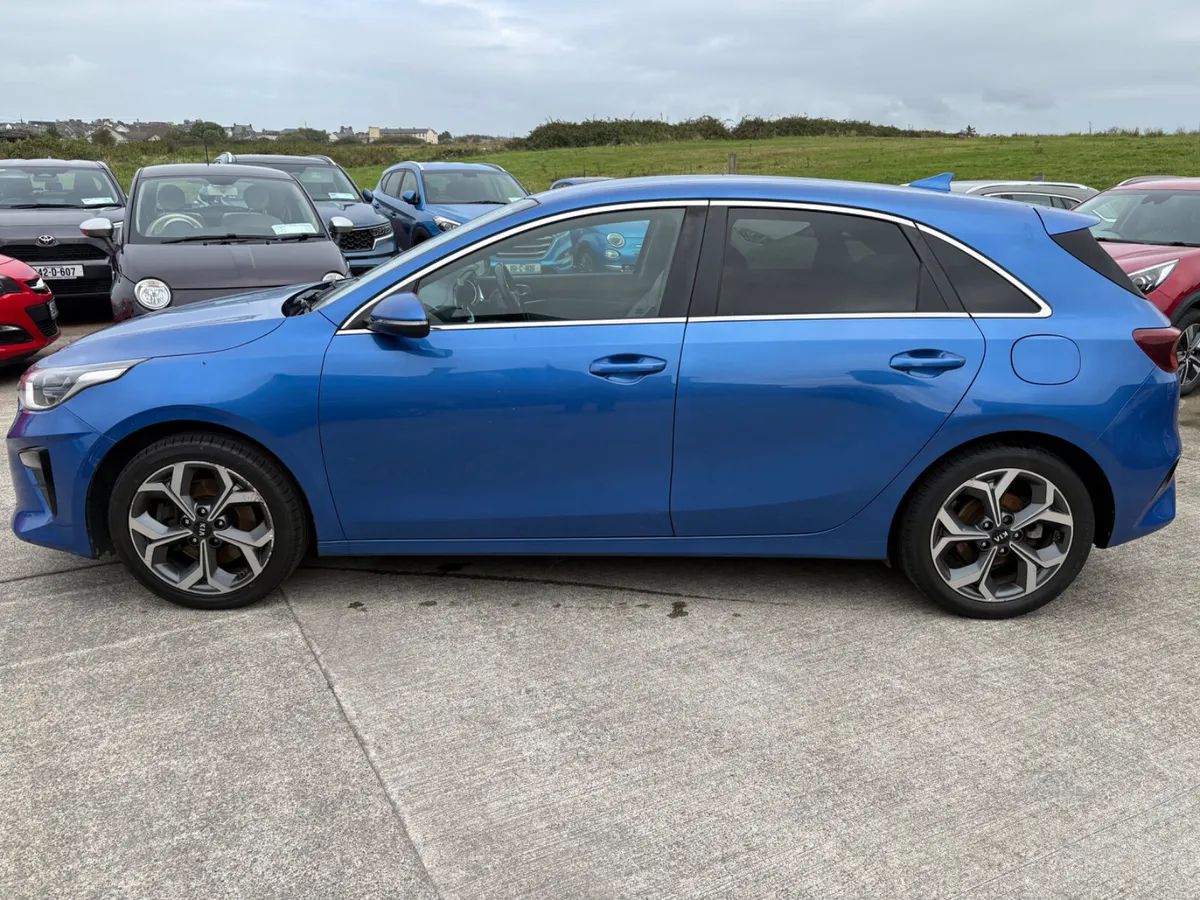 Kia Ceed 2018 - Image 2