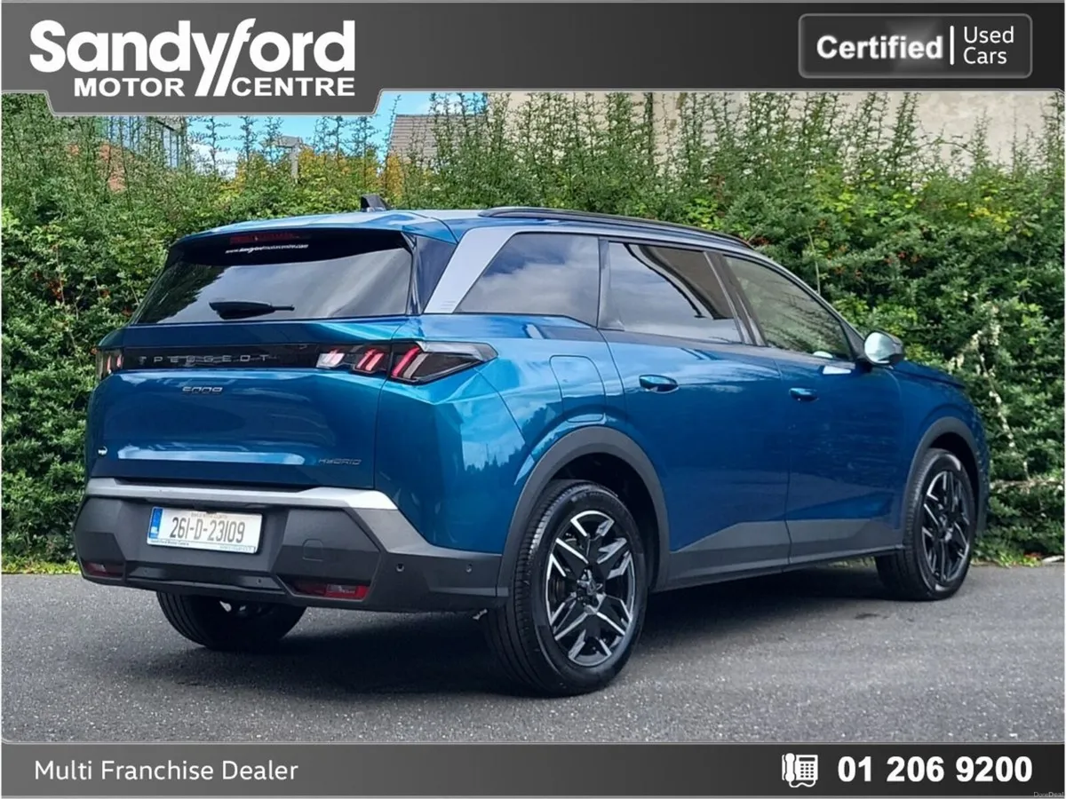 Peugeot 5008 1.2 MHEV 145bhp E-DCS6 Allure - Image 2