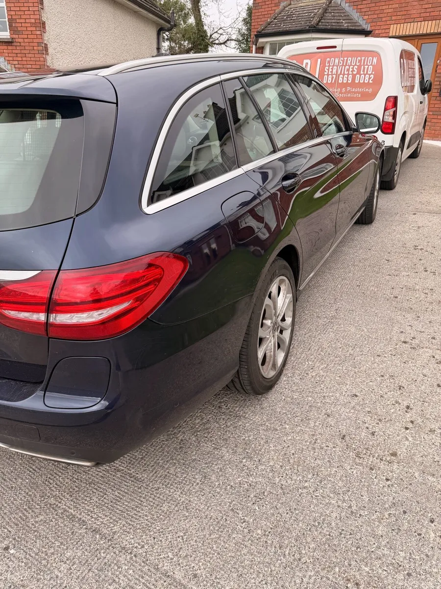 2107 Mercedes C350e - Image 3