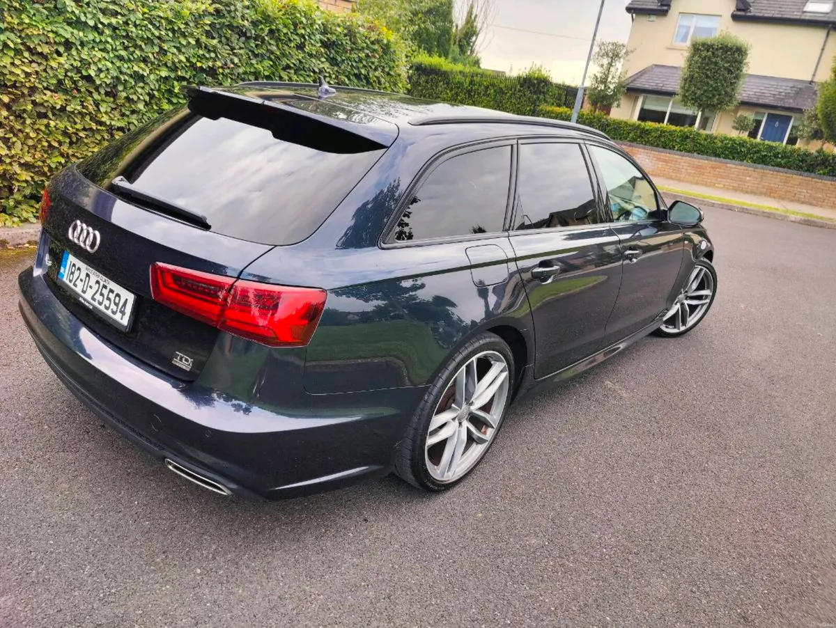 Audi A6 Avant Black Edition s-line - Image 6
