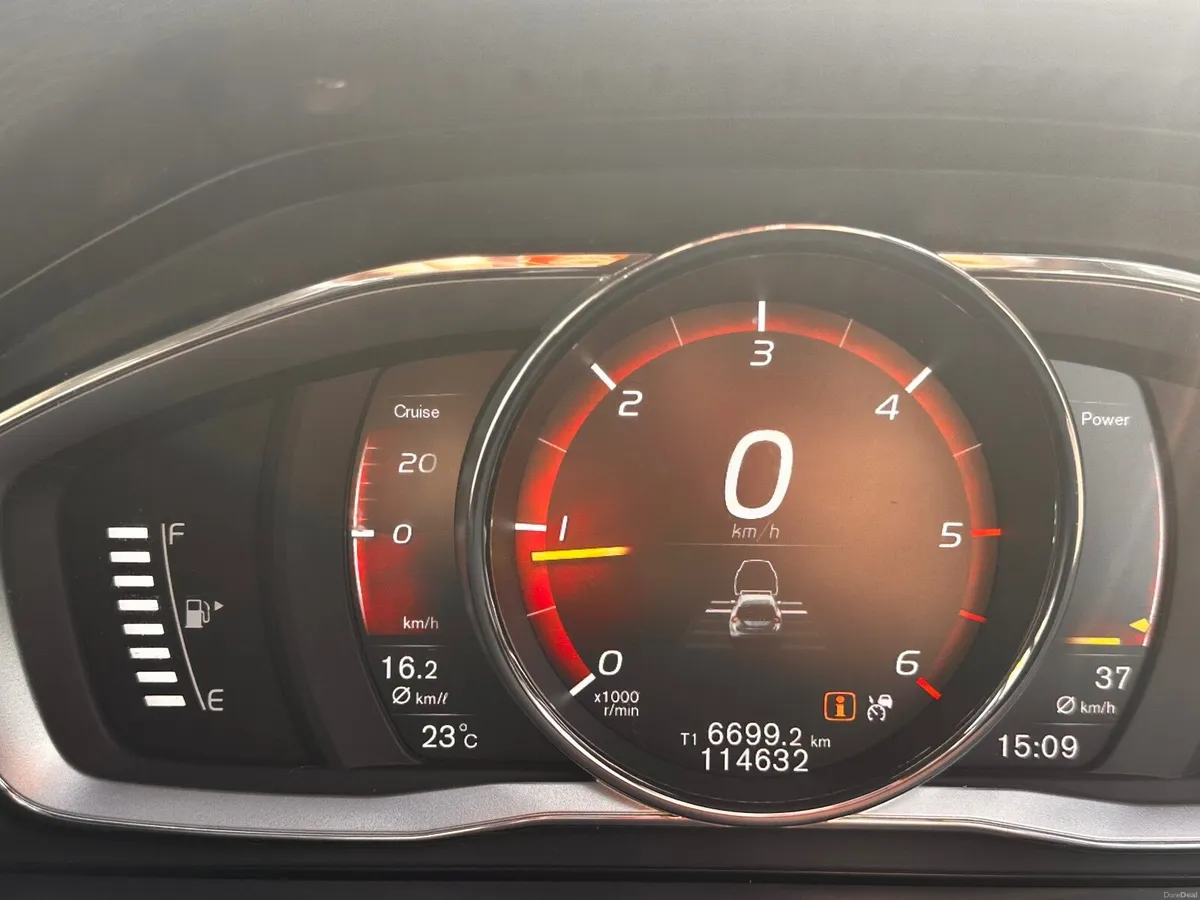 Volvo V60 2017 - Image 1