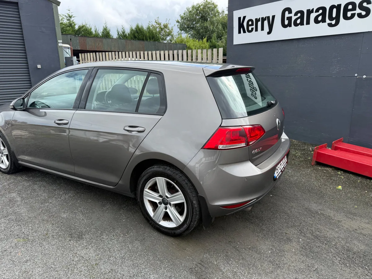 2015 Volkswagen Golf TDI - Image 5