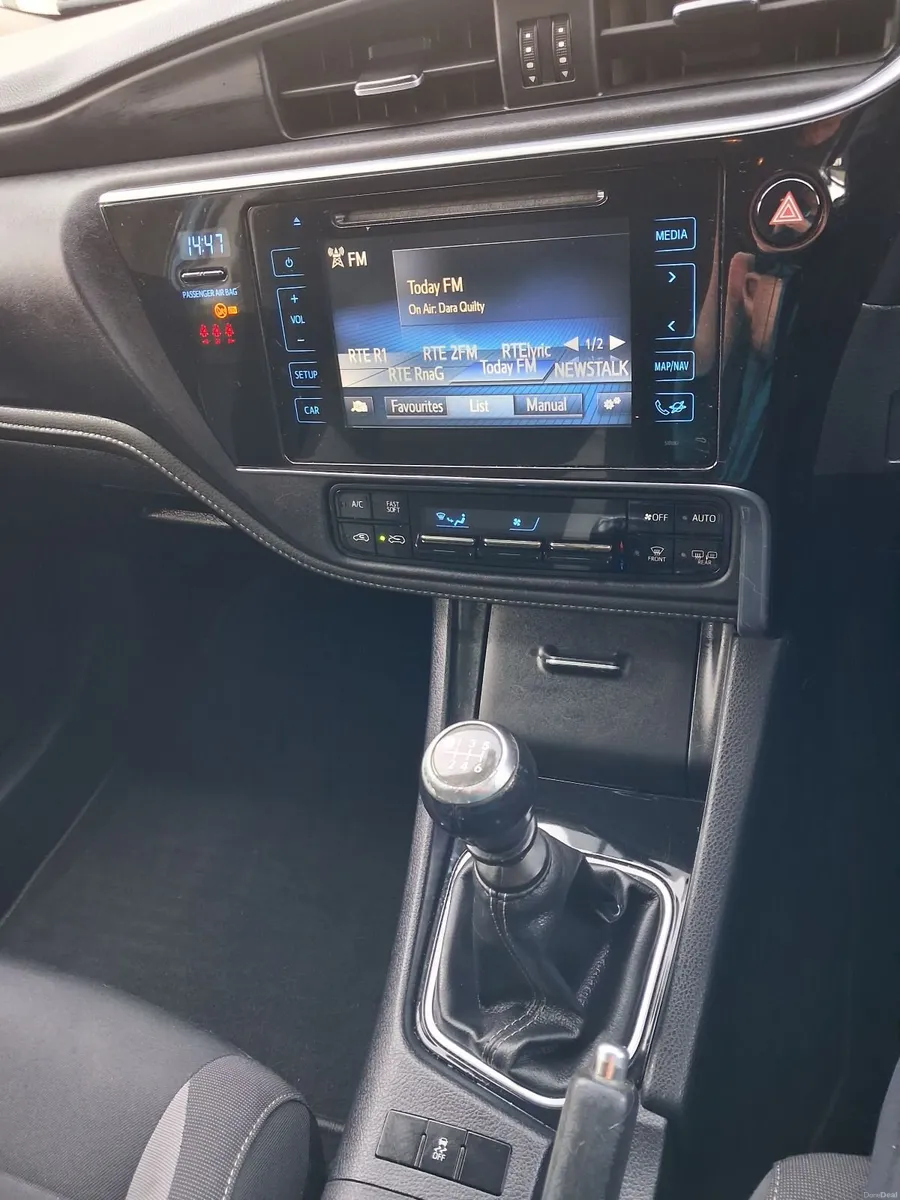 Toyota Auris Sol  2016, 1.4 diesel - Image 3