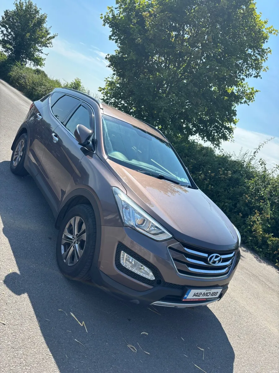 Hyundai Santa Fe 2014 - Image 1