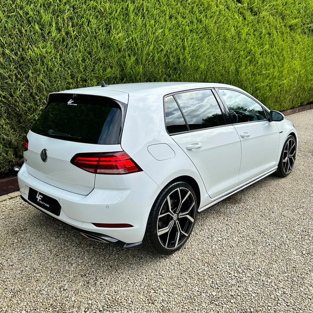 2019 VOLKSWAGEN GOLF R-LINE DSG - Image 3