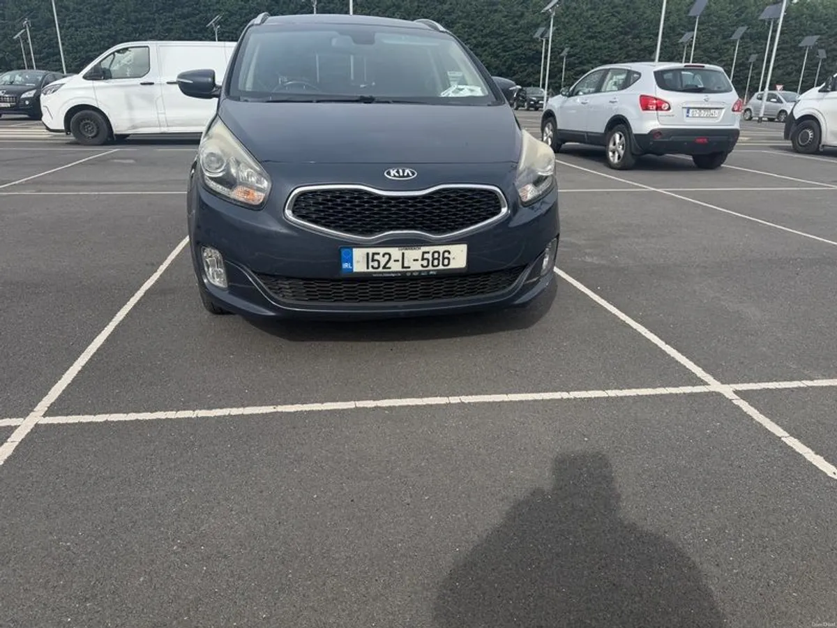 2015 Kia Carens - Image 2